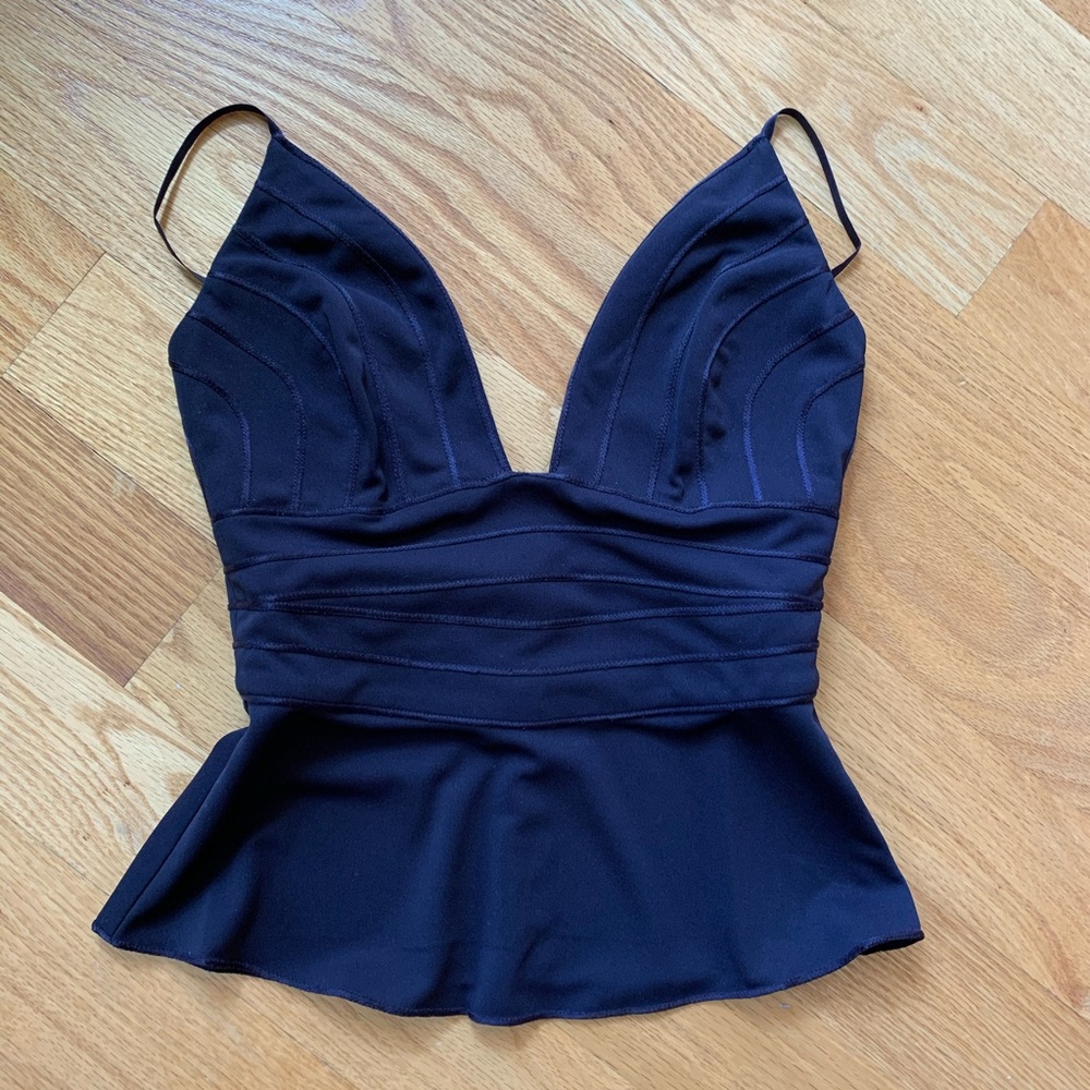 Intermix plum purple top. Sz 0 Excellent condition